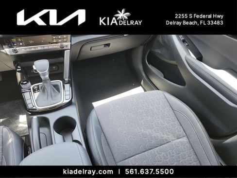 New 2026 Kia Seltos S FWD image 13