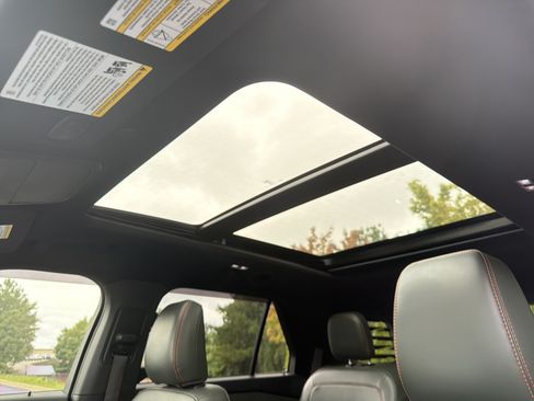 Used 2023 Ford Explorer Timberline w/ Timberline Technology Package AWD/4WD image 8