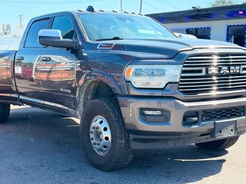 Used 2020 RAM 3500 Laramie AWD/4WD image 2