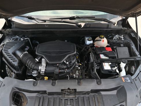Used 2020 Chevrolet Blazer Premier FWD image 34