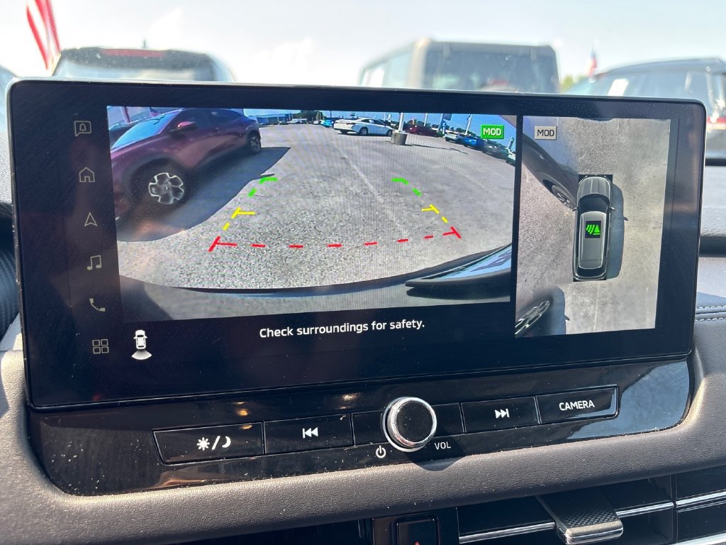 Used 2025 Mitsubishi Outlander SE FWD image 14