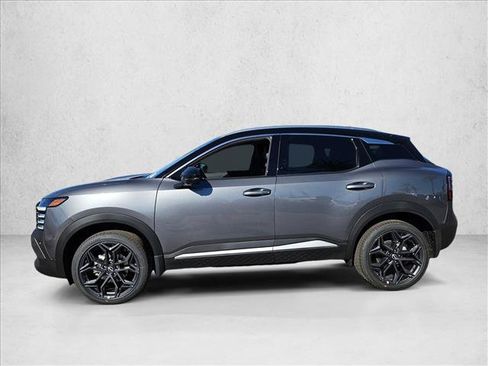 New 2026 Nissan Kicks SR FWD image 2