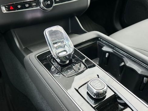 Used 2026 Volvo XC90 B5 Plus w/ Protection Package Premier image 14