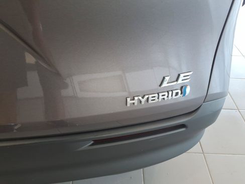 Used 2021 Toyota Sienna LE w/ LE Plus Package FWD image 15