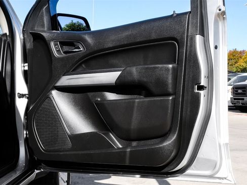 Used 2016 Chevrolet Colorado LT w/ LT Convenience Package image 43