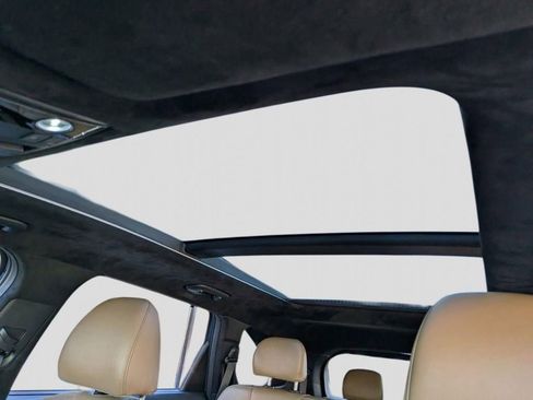 Certified 2024 Kia Sorento SX Prestige w/ Olive Brown Leather Package image 24