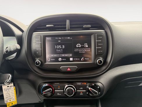 Used 2025 Kia Soul LX w/ LX Technology Package image 14