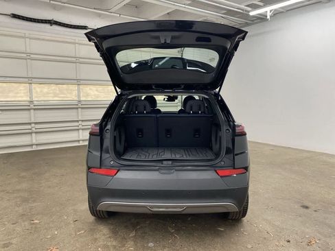 Used 2023 Chevrolet Bolt EUV LT w/ Convenience Package image 28