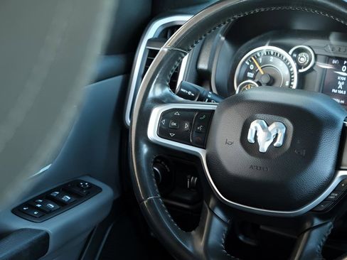 Used 2021 RAM 1500 Big Horn image 13