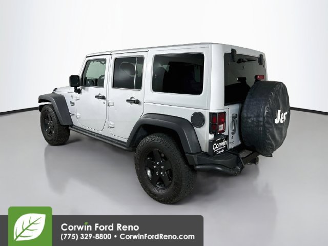 Used 2012 Jeep Wrangler Unlimited Rubicon AWD/4WD image 6