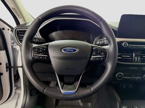 Used 2021 Ford Escape SE w/ Convenience Package FWD image 13