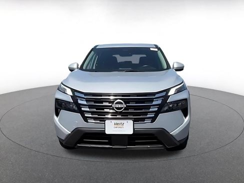 Used 2025 Nissan Rogue SV FWD image 4