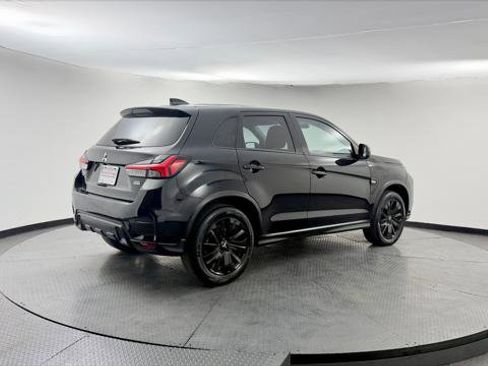 Used 2024 Mitsubishi Outlander Sport LE AWD/4WD image 8