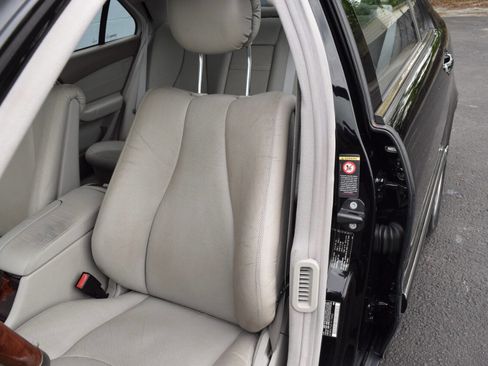 Used 2001 Mercedes-Benz S 500 image 26