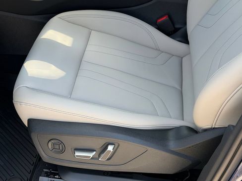 New 2026 Audi Q3 quattro 2.0T AWD/4WD image 16