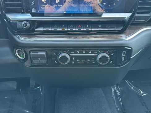 Used 2023 Chevrolet Silverado 1500 LT AWD/4WD image 14