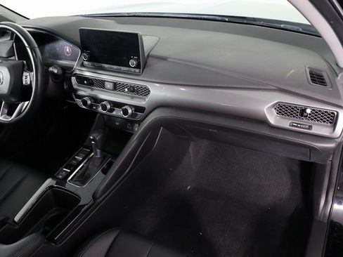 Used 2023 Acura Integra image 9