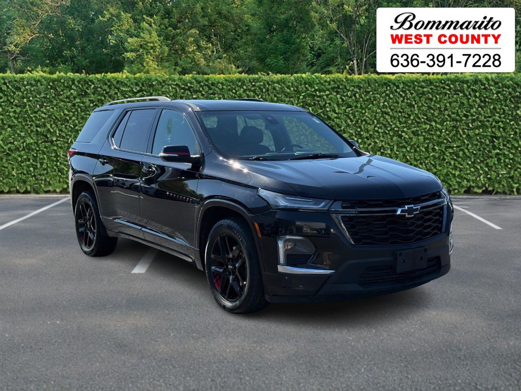 Used 2022 Chevrolet Traverse Premier w/ Redline Edition AWD/4WD image 1