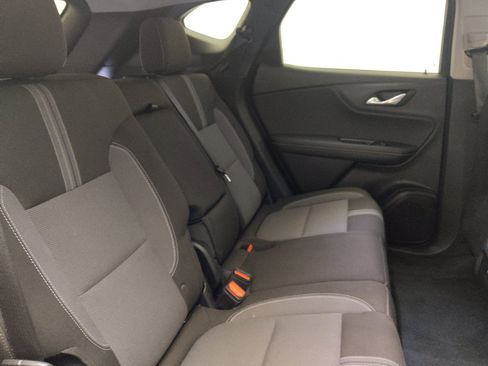Used 2025 Chevrolet Blazer LT FWD image 19
