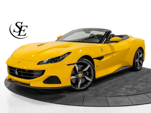 Used 2023 Ferrari Portofino M RWD image 1