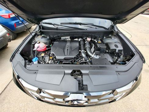 Used 2022 Hyundai Santa Cruz Limited image 15