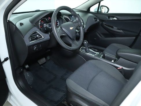 Used 2016 Chevrolet Cruze LT w/ Sun And Sound Package image 17