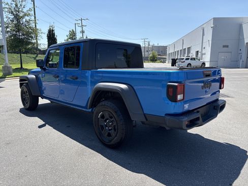 Used 2021 Jeep Gladiator Sport AWD/4WD image 7