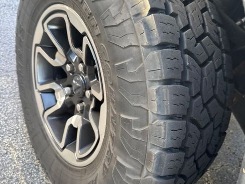 Used 2016 RAM 1500 Rebel w/ Luxury Group AWD/4WD image 4