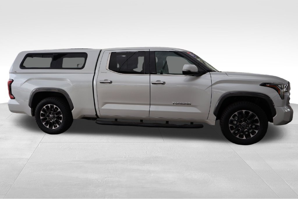 Used 2023 Toyota Tundra Limited AWD/4WD image 19
