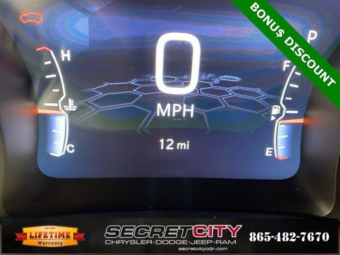 New 2026 Jeep Compass Latitude image 19