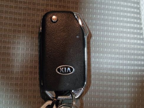 Used 2021 Kia Forte LXS image 32