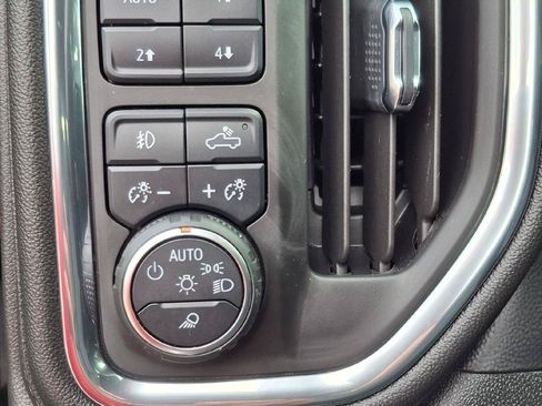 Used 2021 Chevrolet Silverado 2500 High Country w/ Safety Package II AWD/4WD image 16