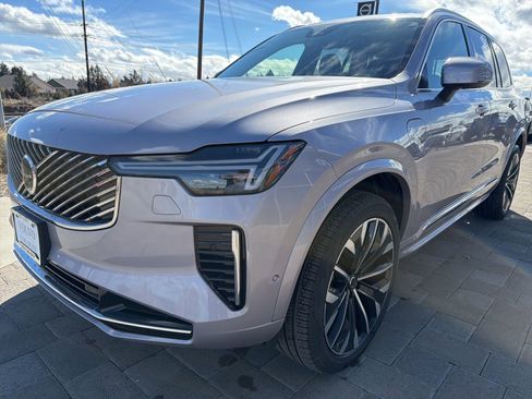 New 2026 Volvo XC90 T8 Ultra w/ Lounge Package AWD/4WD image 6