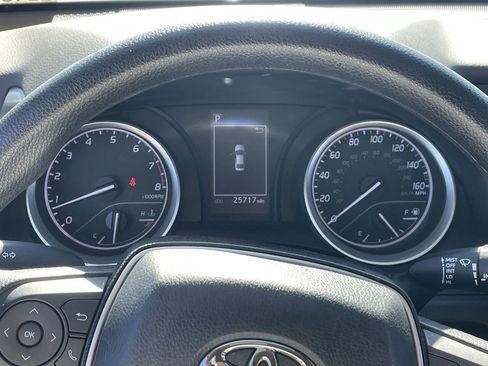 Used 2023 Toyota Camry LE image 7