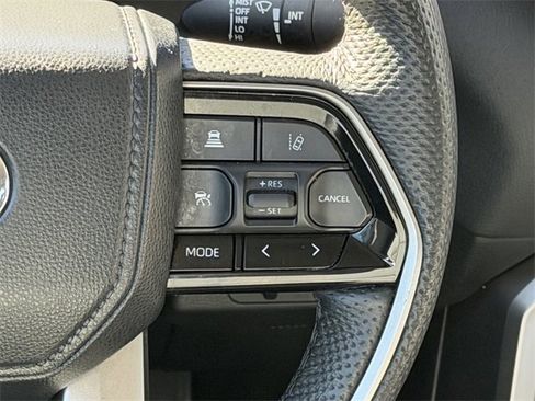 Used 2024 Toyota Tundra Limited image 12