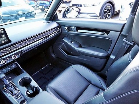 Used 2025 Honda Civic Sport Touring image 23