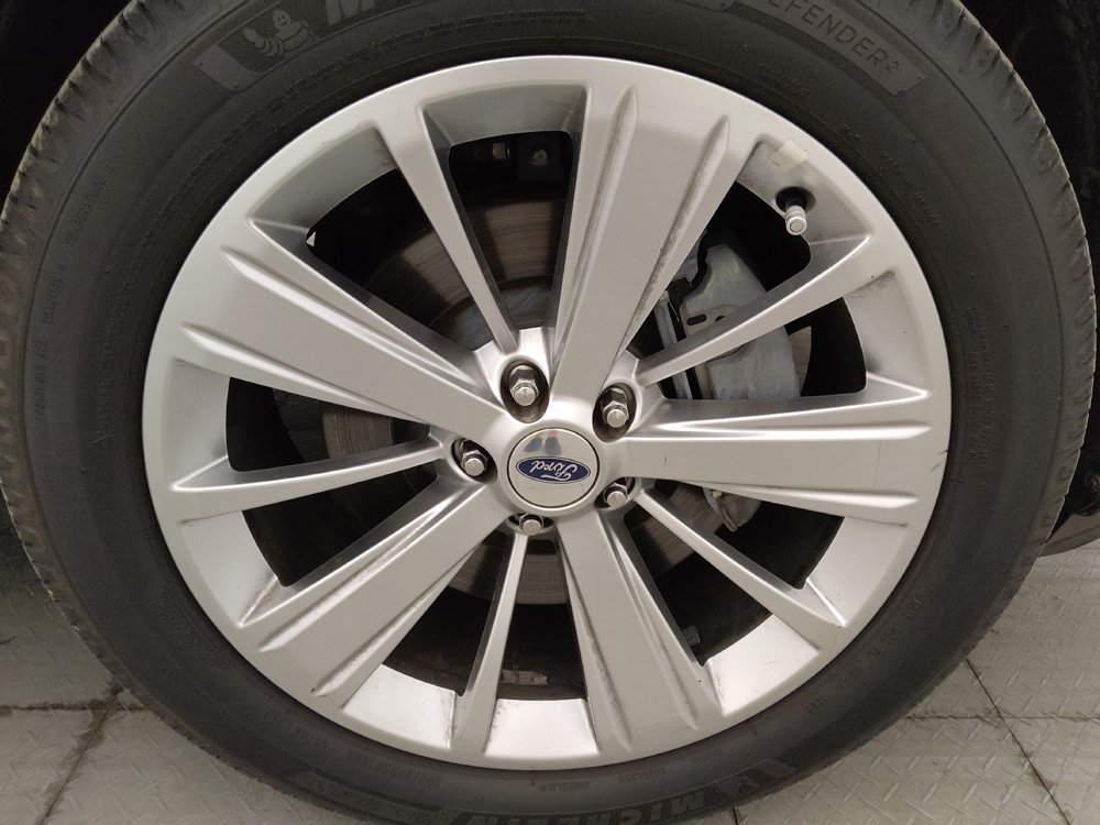 Used 2019 Ford Explorer Limited w/ Class III Trailer Tow Package FWD image 31
