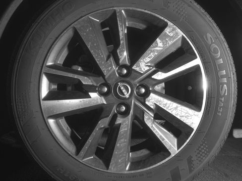 Used 2025 Nissan Versa SV image 12