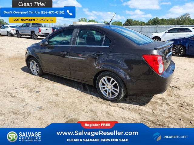 Used 2014 Chevrolet Sonic LT w/ Wheels and Fog Lamp Package FWD image 3