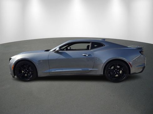 Used 2019 Chevrolet Camaro SS image 4