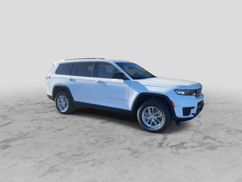 New 2025 Jeep Grand Cherokee L Laredo w/ Luxury Tech Group I image 2