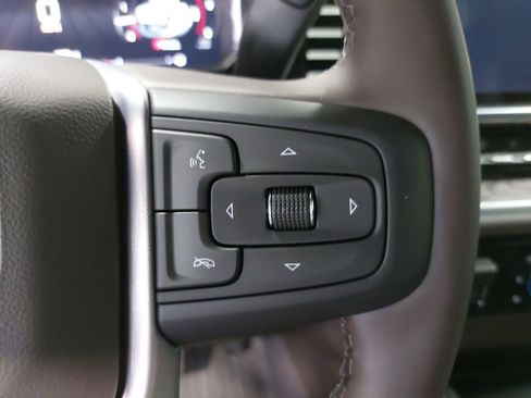 New 2026 GMC Sierra 3500 SLT w/ SLT Premium Package image 17