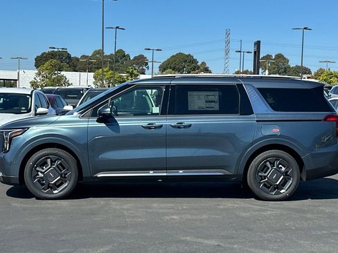 New 2026 Kia Carnival SX image 7