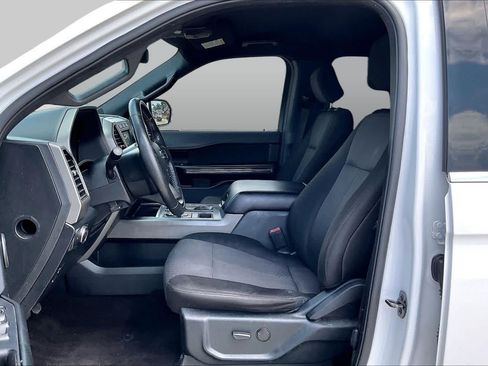 Used 2020 Ford Expedition XLT RWD image 6