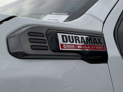 Used 2024 GMC Sierra 3500 AT4 w/ AT4 Premium Plus Package image 2