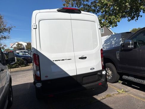 New 2026 Ford Transit 250 148 Medium Roof image 4