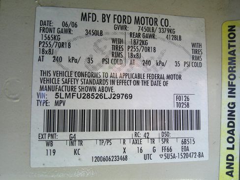 Used 2006 Lincoln Navigator Ultimate image 48