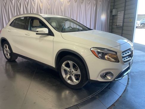 Used 2020 Mercedes-Benz GLA 250 image 3