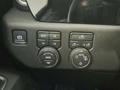 New 2026 Chevrolet Silverado 1500 LT AWD/4WD image 22