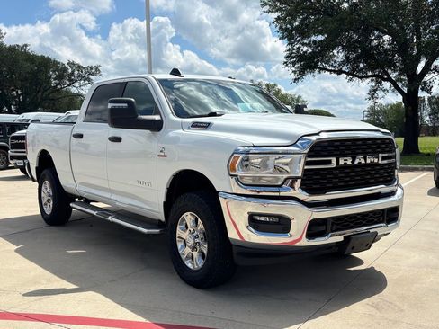 Used 2024 RAM 2500 Big Horn w/ Off Road Package AWD/4WD image 7